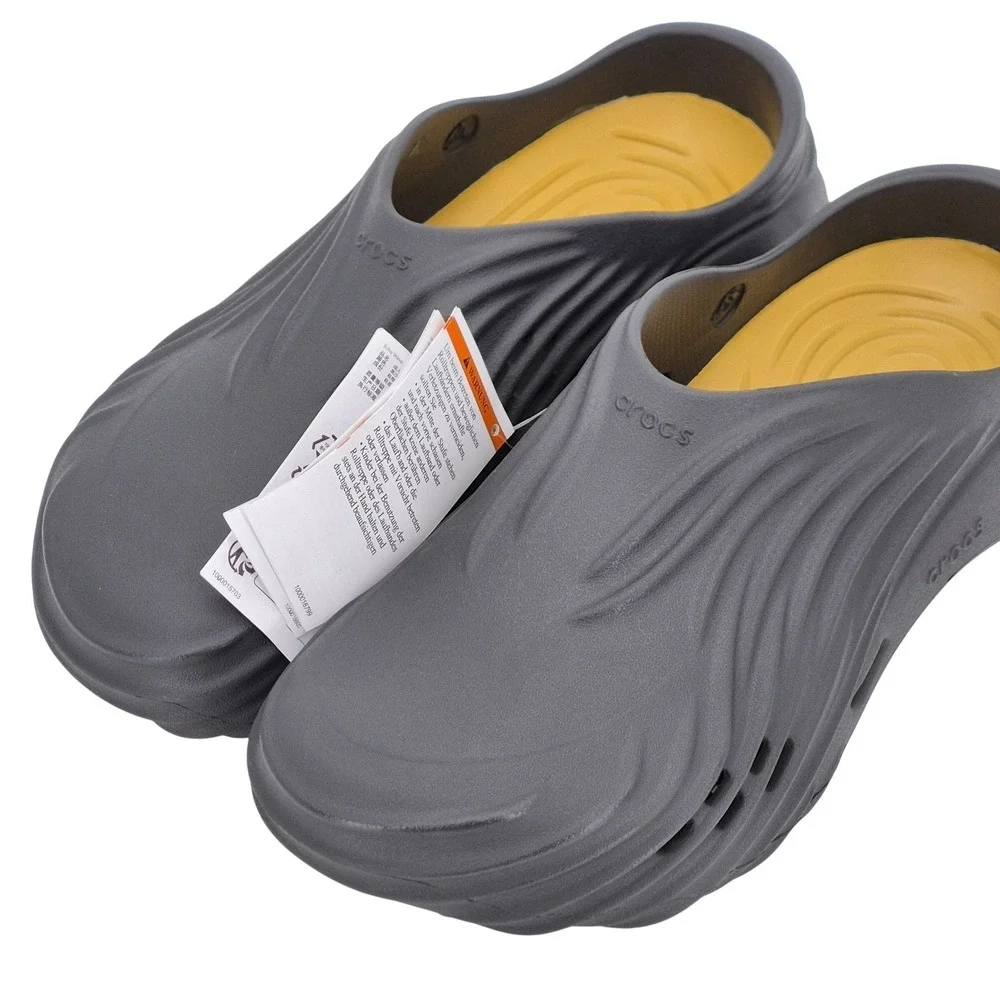 Crocs Echo Wave Clogs Black Sand Adult Men's Size 11 Shoes 210521-0LD Unisex